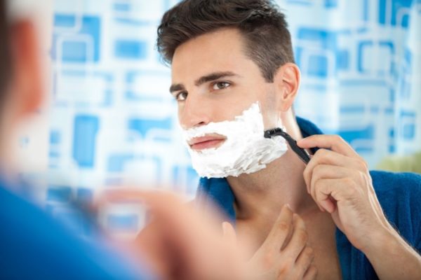 Повреждение папилломы при бритье